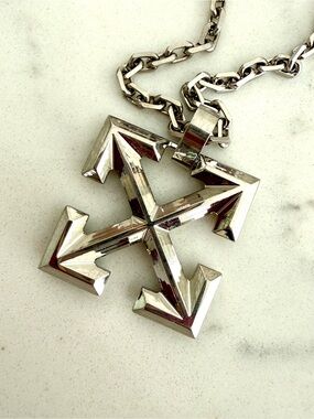 Off-White Arrow Necklace